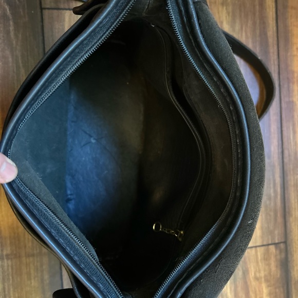 Coach “Fletcher” 4150 Vintage Classic Black Leather Shoulder Bag - Picture 5 of 9